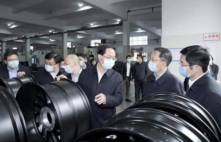 省委書(shū)記車(chē)俊一行“調(diào)研”宏鑫，并給予高度評(píng)價(jià)及鼓勵(lì)